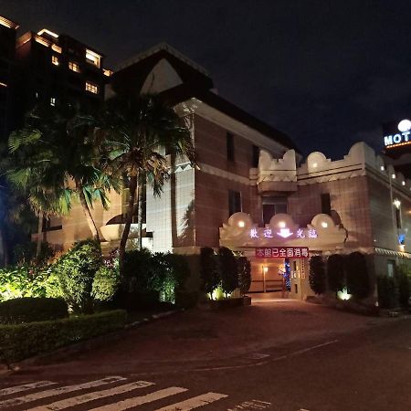 Xin Yuan Motel Taichung Exterior photo