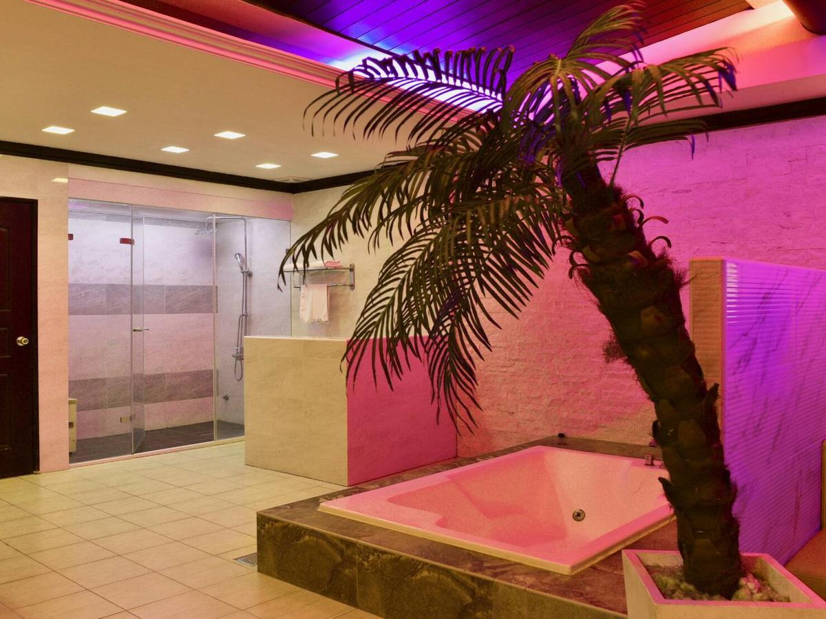 Xin Yuan Motel Taichung Exterior photo